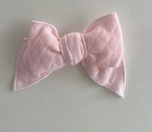 PINK HAIR BOW