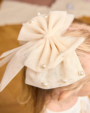 Load image into Gallery viewer, CARAMELO - MINK PEARL HAIR CLIP