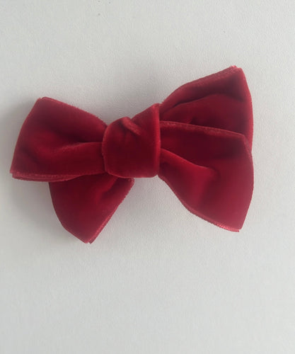 RED HAIR BOW