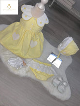 Load image into Gallery viewer, Linen Scallop Heart Jampant Set with Bonnet LEMON